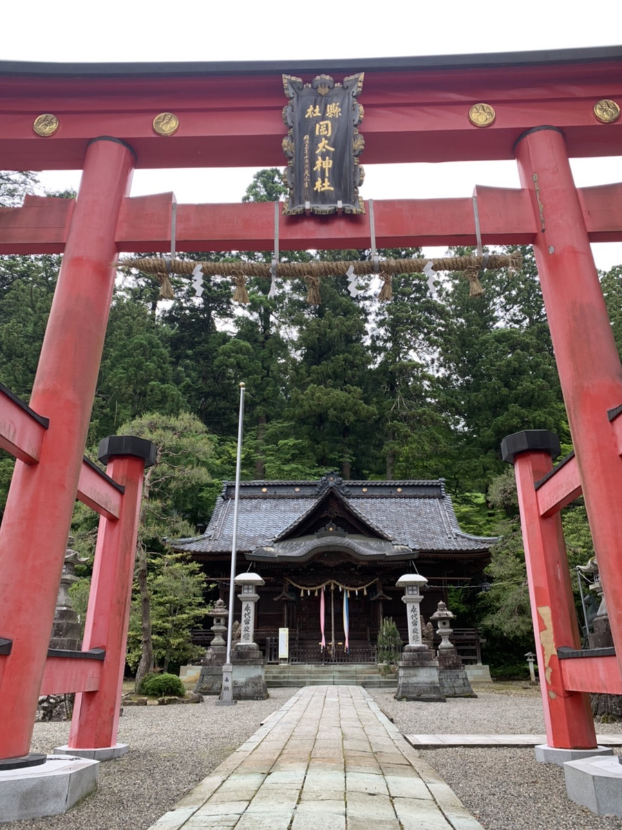 福井県越前市粟田部町にある神社 PieceLife